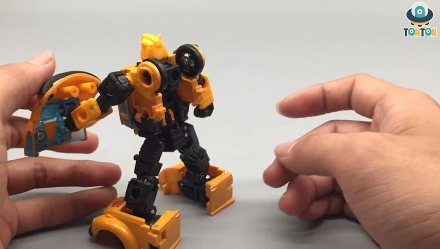 transformers earthrise bumblebee pre order